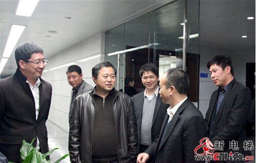 德国电梯技术协会主席阿希姆•胡特尔、中国电梯协会副秘书(图3)
