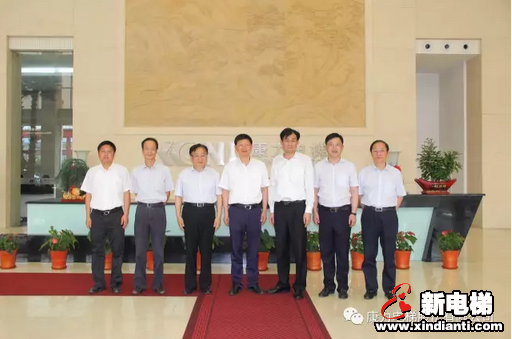 苏州市委副书记、代市长李亚平一行调研康力电梯(图3) 苏州市委副书记、代市长李亚平一行调研康力电梯(图3)