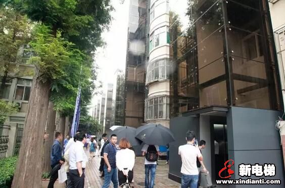 森赫电梯既有建筑加装电梯产品发布会暨如意集团生活区既有多层住宅加装电梯项目交付仪式圆满落幕(图11) 森赫电梯既有建筑加装电梯产品发布会暨如意集团生活区既有多层住宅加装电梯项目交付仪式圆满落幕(图11)