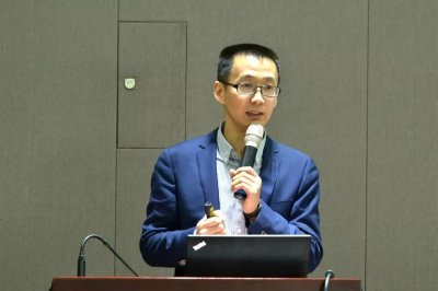 凝聚职工力量,共筑巨龙基石——巨龙电梯召开首届职代会(图2) 凝聚职工力量,共筑巨龙基石——巨龙电梯召开首届职代会(图2)