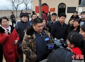 毛新宇称通过有奖竞猜形式鼓励学习毛泽东思想