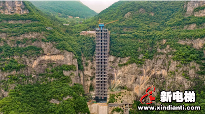 乘神女天梯,开启巫山全景观光之旅(图1) 乘神女天梯,开启巫山全景观光之旅(图1)