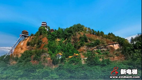 “绝壁天梯”现身又一悬崖景区,速来围观!(图3) “绝壁天梯”现身又一悬崖景区,速来围观!(图3)