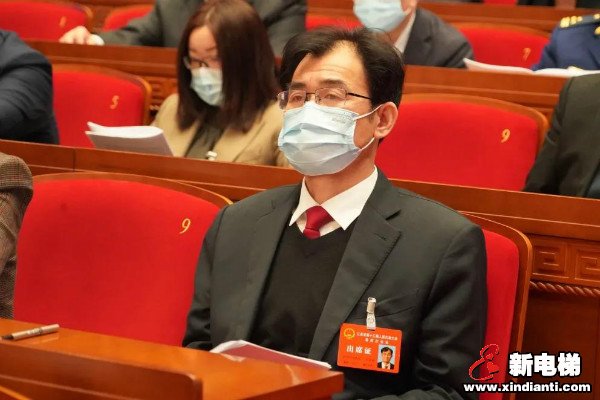 “品牌、民生、创新、赋能”:康力电梯董事长王友林两会聚焦(图2) “品牌、民生、创新、赋能”:康力电梯董事长王友林两会聚焦(图2)