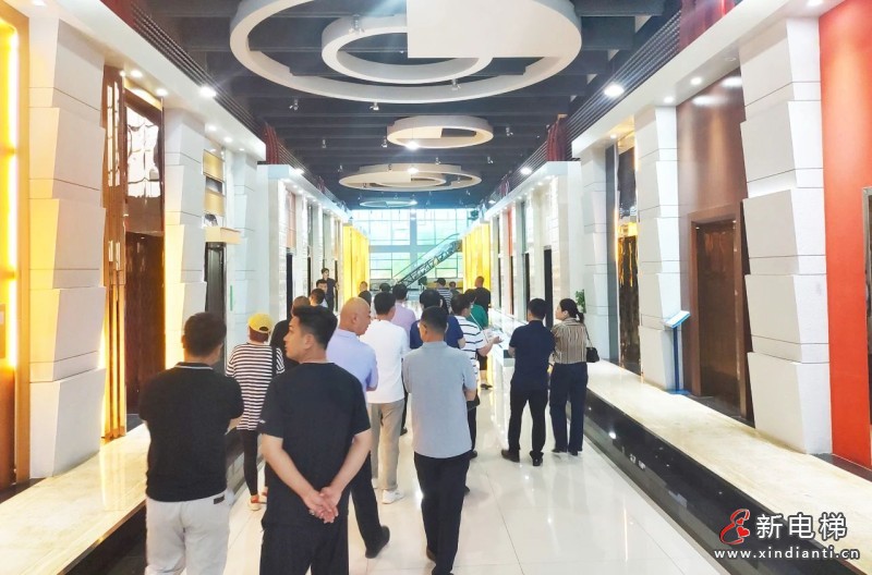 辽宁省电梯协会等开展“入企参观见学”活动,助力博林特电梯“安全生产月”!(图4) 辽宁省电梯协会等开展“入企参观见学”活动,助力博林特电梯“安全生产月”!(图4)