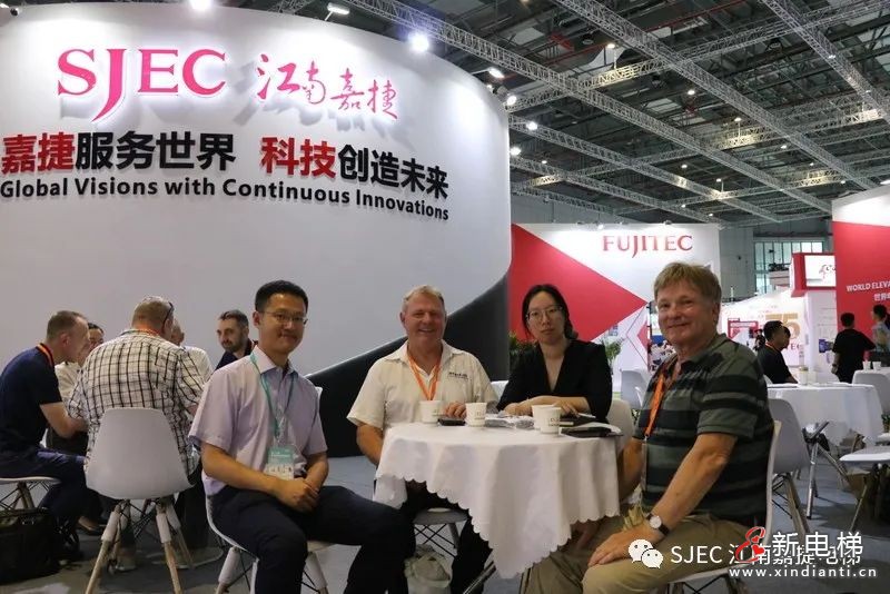 以匠心致敬匠品,江南嘉捷电梯亮相第十五届中国国际电梯展览会!(图7) 以匠心致敬匠品,江南嘉捷电梯亮相第十五届中国国际电梯展览会!(图7)