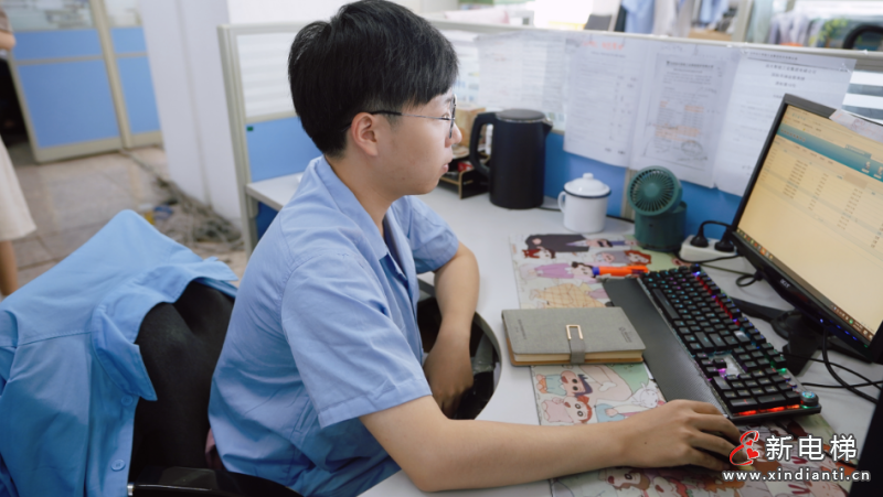 【金牌奋斗者】年销量从10+到100+,这个不到30岁就“”支棱”起来年轻人做对了什么?(图3) 【金牌奋斗者】年销量从10+到100+,这个不到30岁就“”支棱”起来年轻人做对了什么?(图3)