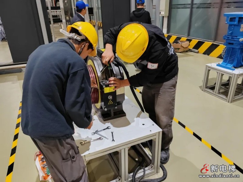 成绩公示!2023年佛山市南海区电梯安装维修工(电梯维修工)职业技能竞赛圆满落幕!(图4) 成绩公示!2023年佛山市南海区电梯安装维修工(电梯维修工)职业技能竞赛圆满落幕!(图4)