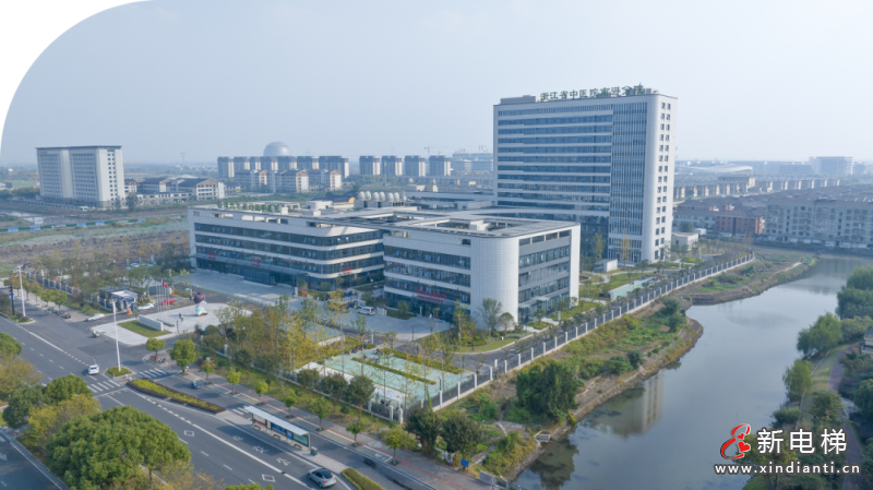 提供医疗便捷 保障乘运畅行 | 巨龙电梯南浔区中医院项目(图2) 提供医疗便捷 保障乘运畅行 | 巨龙电梯南浔区中医院项目(图2)