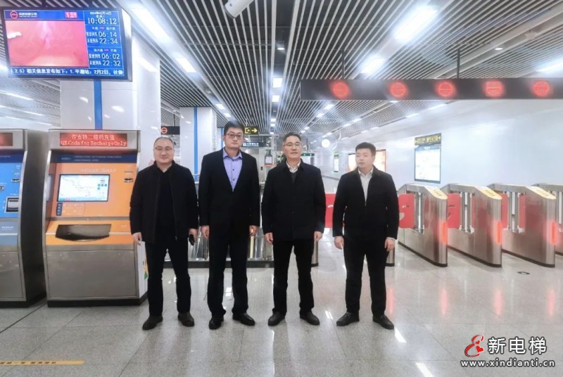 致敬“春节坚守者”| 康力电梯总裁朱琳昊新春赴一线 慰问服务团队(图2) 致敬“春节坚守者”| 康力电梯总裁朱琳昊新春赴一线 慰问服务团队(图2)