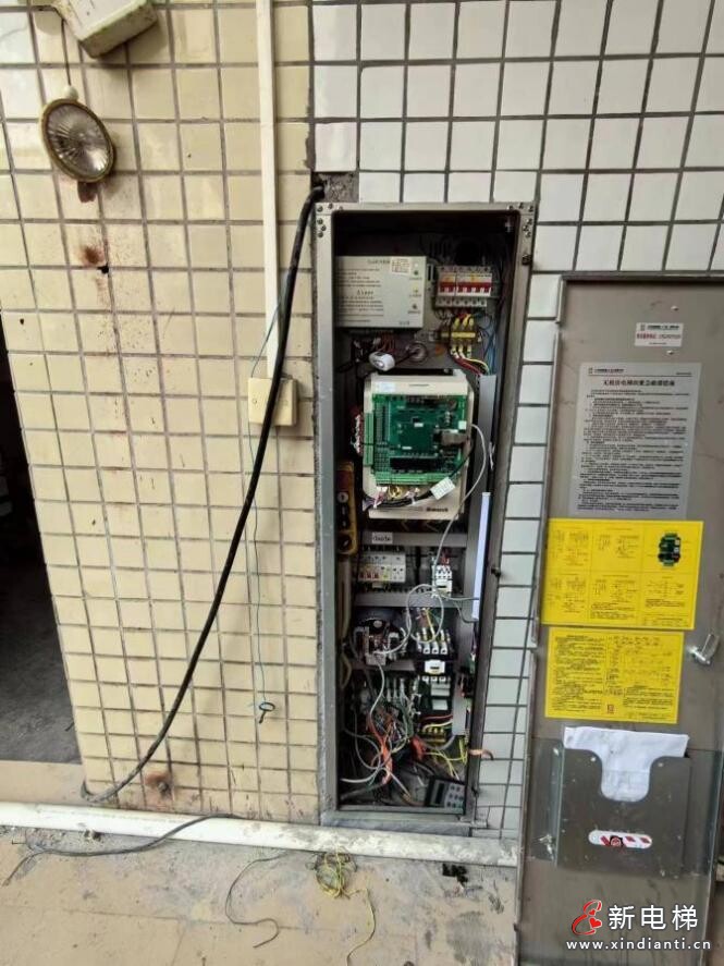 大亚湾开发区西区新亿商业城“1·5”一般物体打击伤害事故调查报告(图10) 大亚湾开发区西区新亿商业城“1·5”一般物体打击伤害事故调查报告(图10)