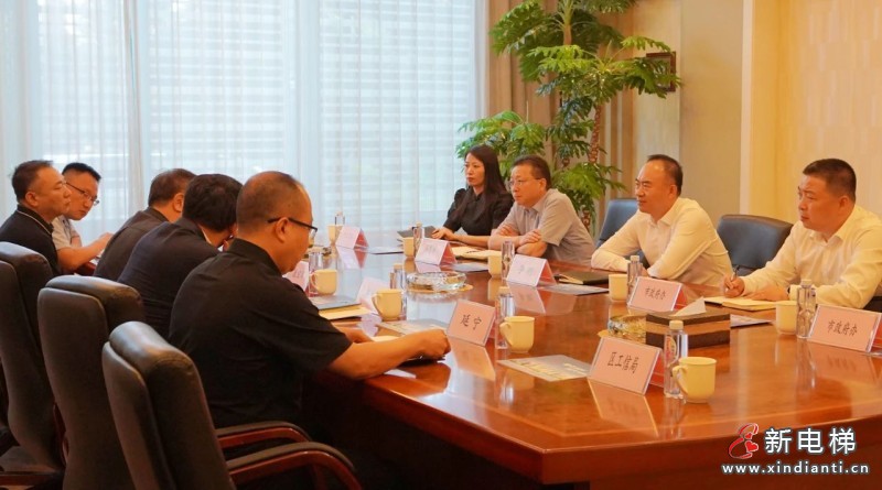 政企携手 共促繁荣 | 政府领导深入企业调研,助力远大开启新征程(图3) 政企携手 共促繁荣 | 政府领导深入企业调研,助力远大开启新征程(图3)