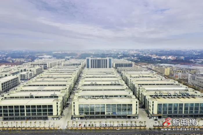 载重12吨！为赣州现代家具产业搭建高效通道