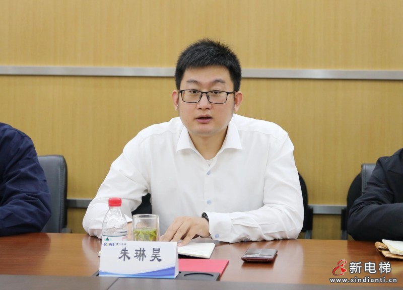 苏州市吴江区区长孙建江调研康力电梯(图3) 苏州市吴江区区长孙建江调研康力电梯(图3)