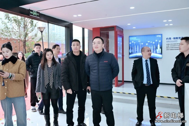 新店启幕丨森赫家居电梯四川成都体验馆盛大开业(图7) 新店启幕丨森赫家居电梯四川成都体验馆盛大开业(图7)