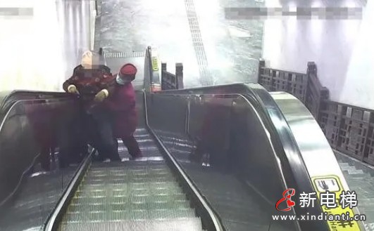 这速度简直像风一样快啊！7秒冲刺30米即将扶稳失去重心老人