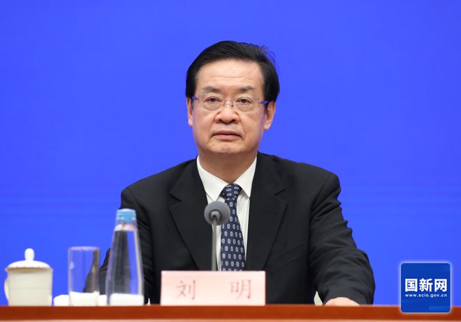 国家发展改革委社会司负责同志出席“介绍深化养老服务改革发展”新闻发布会(图2) 国家发展改革委社会司负责同志出席“介绍深化养老服务改革发展”新闻发布会(图2)