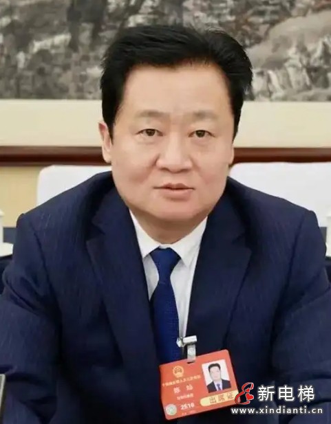 全国人大代表陈灿:建立健全长效机制,让更多的老年人早日实现‘一键直达’的幸福愿景(图1) 微信截图_20250310103320