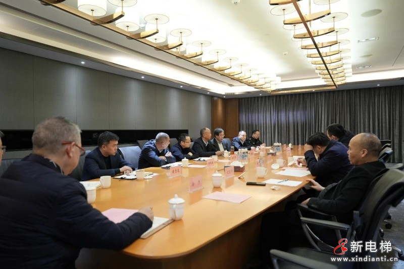 国家市场监管总局调研湖州电梯产业(图2) 国家市场监管总局调研湖州电梯产业(图2)
