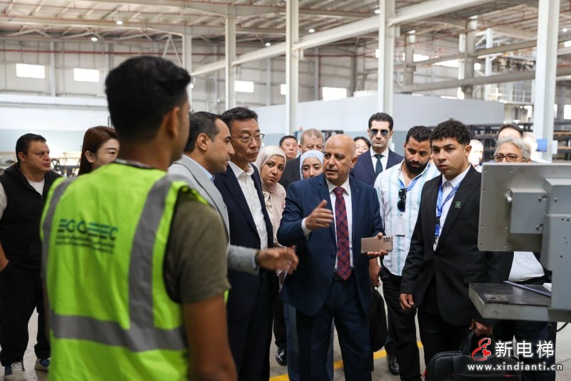 家乡的骄傲,世界的舞台:吕志成市长莅临远大智能埃及合作工厂,点赞中埃国际化合作成果(图2) 家乡的骄傲,世界的舞台:吕志成市长莅临远大智能埃及合作工厂,点赞中埃国际化合作成果(图2)
