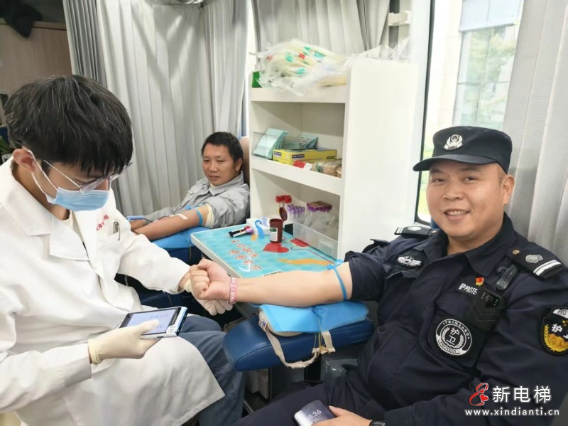 热血暖冬,大爱同行——力隆集团献血专场温情落幕(图3) 热血暖冬,大爱同行——力隆集团献血专场温情落幕(图3)
