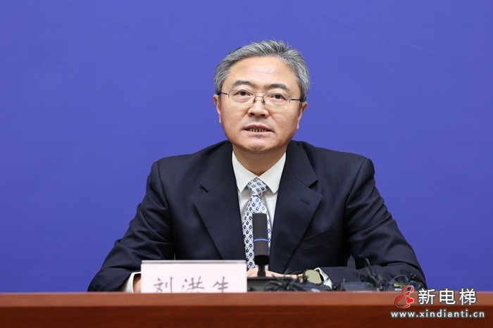 市场监管总局“两新”标准提升行动 工作成效专题新闻发布会实录(图2) 市场监管总局“两新”标准提升行动 工作成效专题新闻发布会实录(图2)