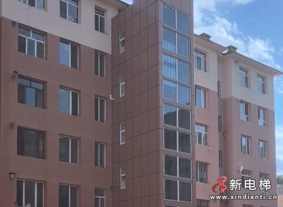 内蒙古赤峰某小区外挂电梯建成三年未启用 居民盼"梯"解难题