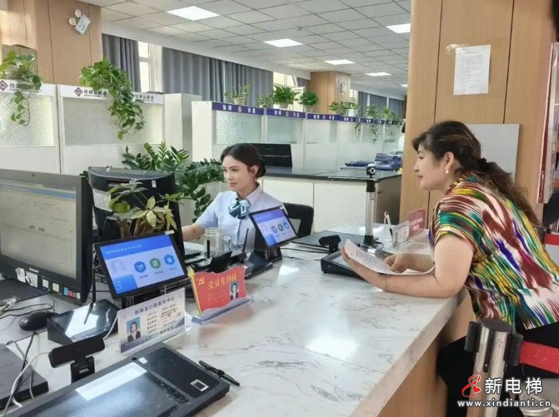 惠民政策落地！新疆喀什地区办结首笔加装电梯公积金提取业务